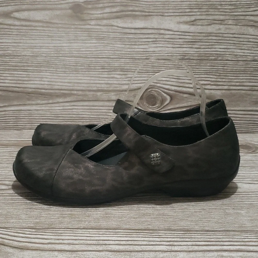 Dansko 42 removible foot bed loafers Mary Jane animal print brown/black shoes